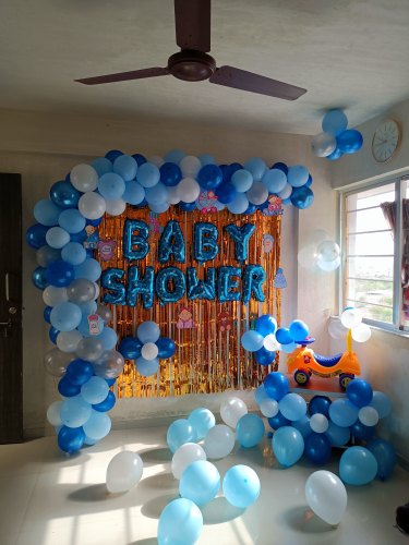 BABY SHOWER WITH BLUE & WHITE BALLOON DECORATION